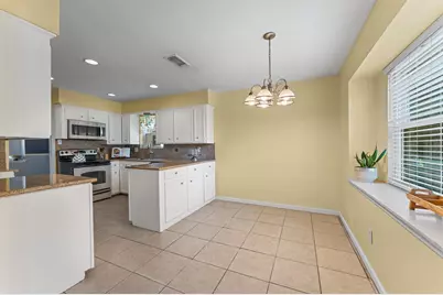 427 Whitecap Drive, El Lago, TX 77586 - Photo 6