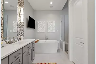 19412 Los Alamitos Lane #28, Spicewood, TX 78669 - Photo 36