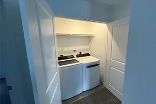 272 Laura Leigh Ln, Angleton, TX 77515 - Photo 8