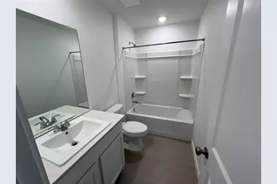 272 Laura Leigh Lane, Angleton, TX 77515 - Photo 4