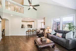 21818 Canyon Peak Ln, Katy, TX 77450 - Photo 2