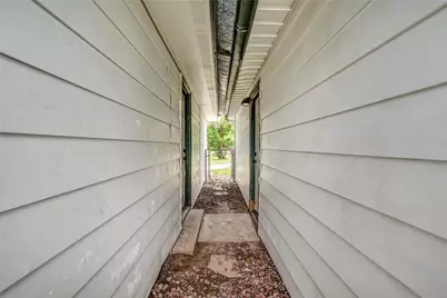 1710 Highway 332 W, Lake Jackson, TX 77566 - Photo 28