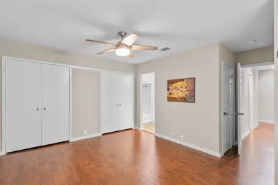 161 Litchfield Lane, Houston, TX 77024 - Photo 20