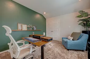 2114 Cherryvale Dr, Tomball, TX 77375 - Photo 2