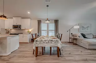 2114 Cherryvale Dr, Tomball, TX 77375 - Photo 16