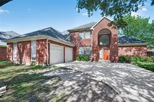 2411 Charter Oaks Ct, Pearland, TX 77584 - Photo 1