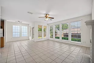 2411 Charter Oaks Ct, Pearland, TX 77584 - Photo 6