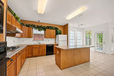 2411 Charter Oaks Court, Pearland, TX 77584 - Photo 8