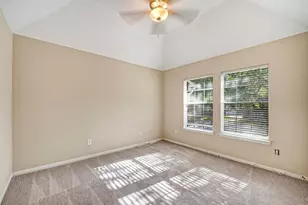 2411 Charter Oaks Ct, Pearland, TX 77584 - Photo 20