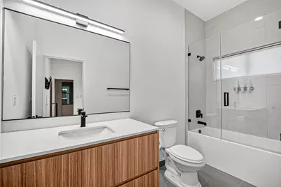 807 Memorial Heights Drive, Houston, TX 77007 - Photo 32