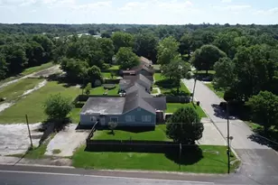 3001 Lincoln St, Liberty, TX 77575 - Photo 2