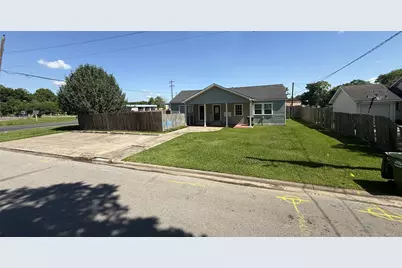 3001 Lincoln Street, Liberty, TX 77575 - Photo 1