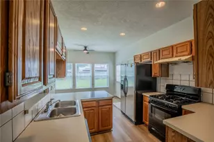 14334 Little Willow Walk, Houston, TX 77062 - Photo 4