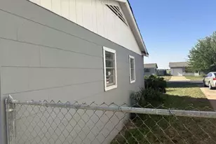 2424 E 28th St, Lubbock, TX 79404 - Photo 4