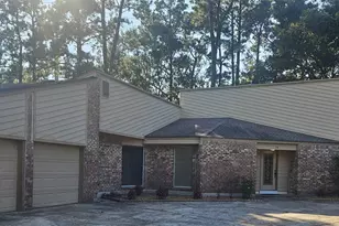 74 Oak Grove Ln, Conroe, TX 77304 - Photo 2