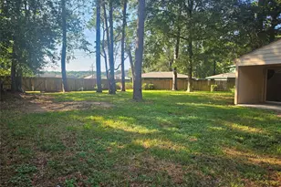 74 Oak Grove Ln, Conroe, TX 77304 - Photo 16