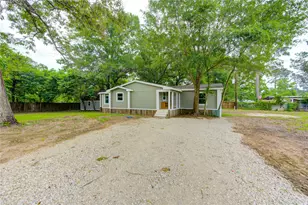 30226 Davis St, Magnolia, TX 77355 - Photo 2