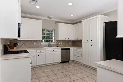 2109 Carriage Run W, Conroe, TX 77384 - Photo 12