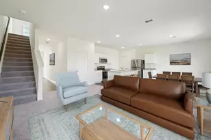 10335 Vinca Minor Ln, Houston, TX 77016 - Photo 6