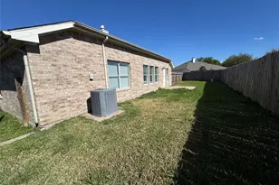 9530 Flying Eagle Ct, Houston, TX 77083 - Photo 32