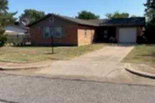 1411 Normandy Dr, Wichita Falls, TX 76301 - Photo 12