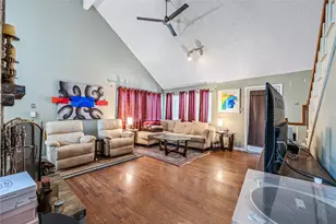 11839 Moss Branch Rd, Houston, TX 77043 - Photo 6