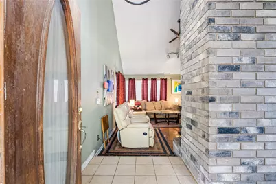11839 Moss Branch Road, Houston, TX 77043 - Photo 4