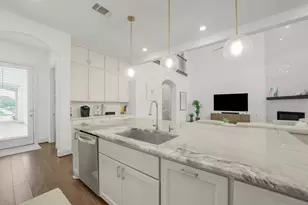 2018 Grove Terrace Ln, Manvel, TX 77578 - Photo 8