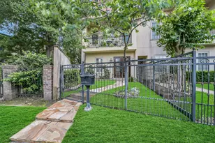 6317 Riverview Way, Houston, TX 77057 - Photo 20
