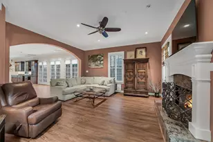 6317 Riverview Way, Houston, TX 77057 - Photo 2