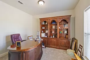 620 Cathedral Sq, Beaumont, TX 77701 - Photo 4