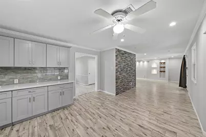 10711 Elmdale Drive, Houston, TX 77070 - Photo 18