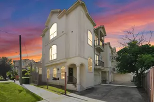 5206 Petty St, Houston, TX 77007 - Photo 2