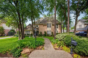 14010 Court of Regents, Houston, TX 77069 - Photo 2