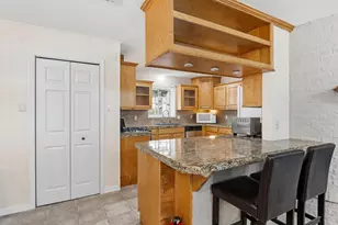 7902 Mobud Dr, Houston, TX 77036 - Photo 14