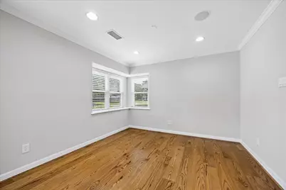 1134 Thornton Road, Houston, TX 77018 - Photo 6
