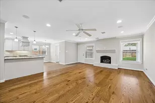 1134 Thornton Rd, Houston, TX 77018 - Photo 14