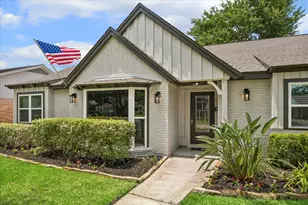 1134 Thornton Rd, Houston, TX 77018 - Photo 2