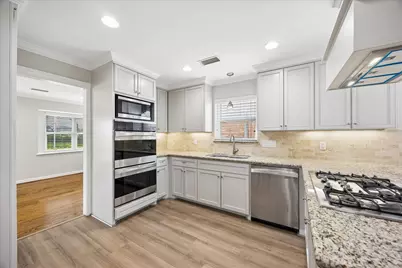 1134 Thornton Road, Houston, TX 77018 - Photo 10