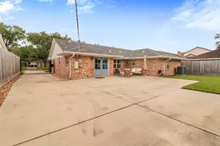 6427 Kury Ln, Houston, TX 77008 - Photo 30