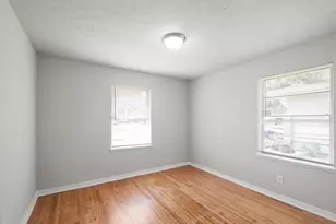8410 Bob White Dr, Houston, TX 77074 - Photo 6