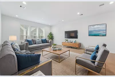 1013 Erin Street #V, Houston, TX 77009 - Photo 8