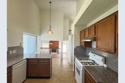 4906 Kleinmeadow Court, Houston, TX 77066 - Photo 8