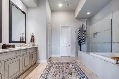 1827 Wrenwood Lakes, Houston, TX 77043 - Photo 24