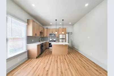 1847 Harvard #4, Houston, TX 77008 - Photo 12