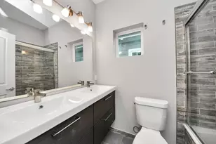 119 E 32nd St, Houston, TX 77018 - Photo 26