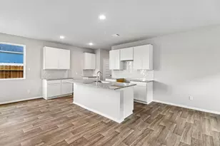 20927 Carob Tree Ln, Tomball, TX 77377 - Photo 6