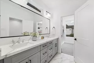 1922 Luna Woods Ln, Houston, TX 77055 - Photo 22
