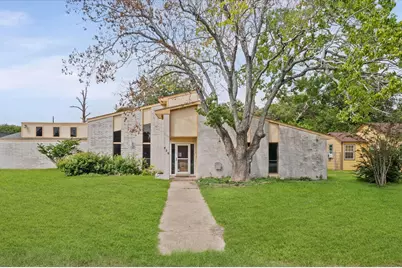 426 S 6th Street, La Porte, TX 77571 - Photo 1