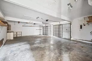 426 S 6th St, La Porte, TX 77571 - Photo 22
